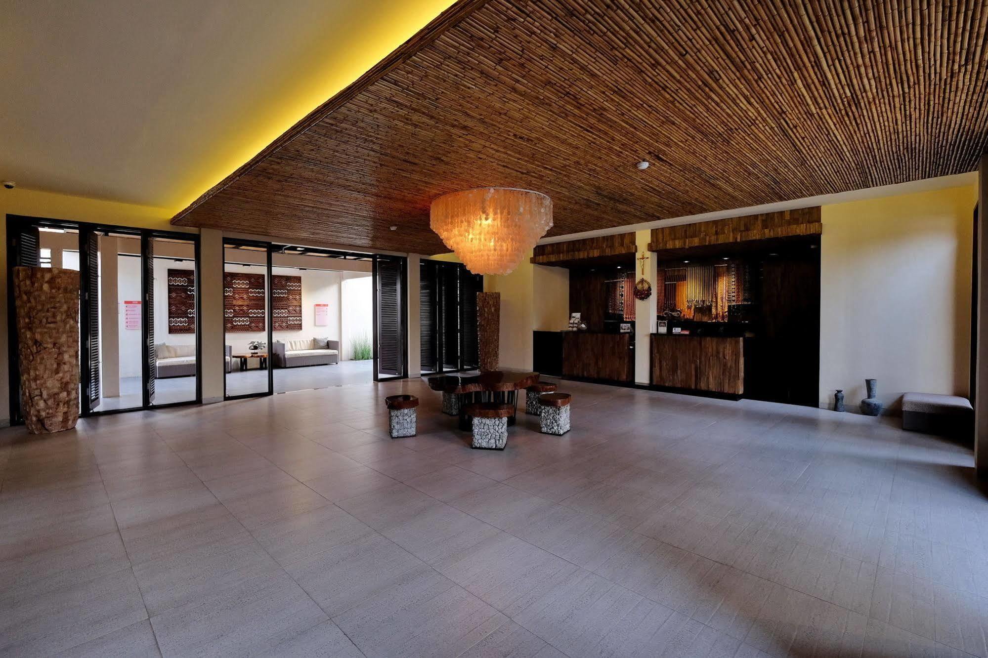 Capa Maumere Resort Екстериор снимка